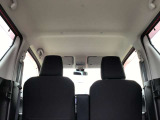 天井も綺麗です☆私は中古車を見るときに天井を良く見るようにしています☆ここが綺麗な車は車内が綺麗なことが多いです☆