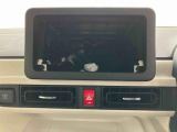 たとえばダイハツのお店にある、たくさんのスマアシ搭載車は、正常に作動する事をしっかり確認します。