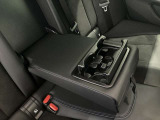 BMWを熟知したメカニックによる、360度の納車前点検。ドイツ本国と同様の教育・訓練を受けたBMW専門のメカニックが、360度によるポイントを徹底的に点検、整備いたします。