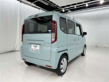女性に人気の軽自動車!初心者でも運転しやすく小回りもききます!