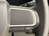 Dassist切り替えステアリングスイッチ(Dレンジで走行中スイッチをONにすると、エンジン回転数を上げスムーズな加速と軽快な走りができます)