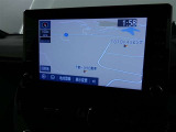9インチのディスプレイオーディオ装着です。スマホとの通信で様々なサービスが楽しめます。TV視聴にも対応しています。