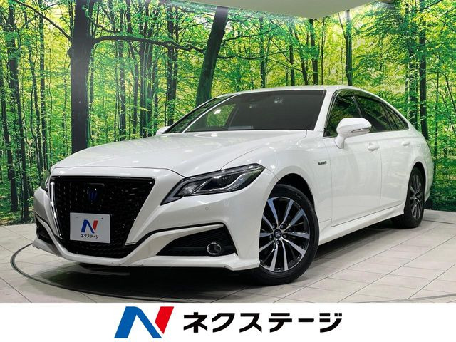 クラウン ハイブリッド 2.5 S Cパッケージ 