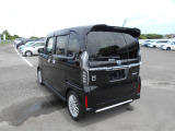 新車ディーラーの中古車コーナーです。保証・整備料金は車両価格に含まれております。諸費用まで入った支払総額は魅力的な価格になっていると思います。