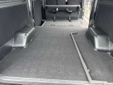 シートを倒すと、さらにお荷物を載せられます。
