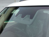 衝突被害軽減ブレーキ搭載のお車です。