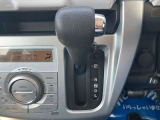 CVT(無段階変速)を搭載。変速ショックが無く加速がとってもスムーズです!エンジン負荷を抑えて、低燃費を実現しています◎