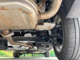 お車を安心してお乗りいただく為には、足回りの定期点検が欠かせません。サービスサポート(有償保証)では無料点検もご提供しており、安心のカーライフをお過ごしいただけるサポート体制が整っています。