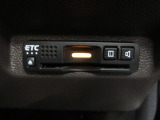 今や標準装備になりつつあるETC車載器も装着されております。料金所を通過するときも楽々です。