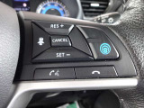 ステアリングスイッチです。オーディオ操作が簡単に出来ます。