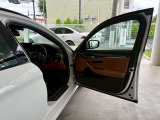 BMW Premium Selection 調布/〒182-0015東京都調布市八雲台2-14-1/TEL.042-426-1166/営業時間:10:00-18:00