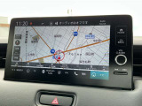 Honda CONNECTディスプレーを装備しております。Honda CONNECT対応で便利が広がったナビディスプレー。機能は増えても快適な操作性はそのままです。
