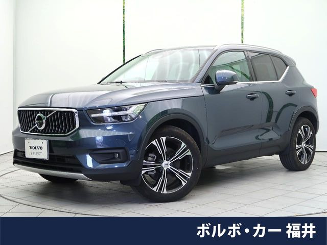 XC40 B4 AWD インスクリプション 4WD 