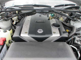 3.0L V6 DOHCターボエンジン搭載(VQ30DET)出力:280PS(206kW)/6,000rpm
