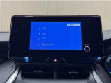 ディスプレイオーディオを装備。スマホと車をつなぐことで、これまでのナビに加えていろんなサービスが楽しめます。