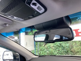 Hondaセンシング搭載!ミリ波レーダーと単眼カメラで、クルマの前方の状況を認識。ブレーキやステアリングの制御技術と協調し、安心・快適な運転や事故回避を支援する先進のシステムです!