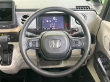 【ステアリングスイッチ】運転中、前方から目線をそらすことなく、オーディオ等の操作が可能な便利機能!安心&快適なドライブを演出してくれます♪