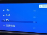 Bluetooth(ブルートゥース)接続機能付き。スマートフォンなどからお気に入りの音楽をワイヤレス再生できます。ドライブがさらに楽しくなりますね。
