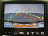 バックガイドモニターで、後方を確認しながら安心して駐車することができます。運転初心者も熟練者も必須の機能ですよ!