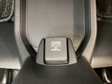 アクセサリーソケットはUSBのアダプターなどをつければ、スマホの充電にも使えます。