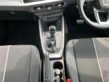 当店ではZOOMを導入し、ビデオ通話での商談も可能です。気になる点など細かくご説明いたします。お気軽にお問い合わせくださいませ。