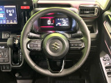 【純正革巻きステアリング】上質な革を使用することで、手にしっかり馴染みとても運転しやすいハンドルです♪