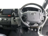 運転席です!座席位置が高く見下ろせるので運転もしやすいですよ♪