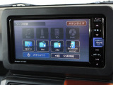 ナビゲーションは純正メモリーナビ(NMZK-W72D)を装着しております。AM、FM、CD、DVD再生、Bluetooth、フルセグTVがご使用いただけます。初めて訪れた場所でも安心ですね!
