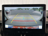 バックモニターつきですから車庫入れもラクになりますね。とても便利でうれしい安全装備です(^^♪