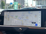 【メーカー純正ナビ】インテリアに溶け込むスタイリッシュな「専用設計」メーカーナビを装備♪視認性や操作性など基本性能にも優れ、より上質なカーライフをお楽しみいただけます。