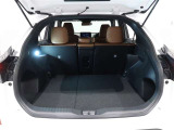 広々としたラゲージスペースを備えています。大きなものや長さのある荷物もしっかりと積み込めます。