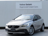 2017年モデルV40 T5 AWD Summum ルミナスサンドメタリックが入荷いたしました。