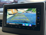 バックカメラももちろんついておりますので車庫入れの安心感がアップしますね!