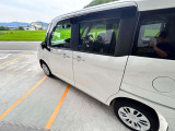 ミリ単位の正確な修理ができる設備を保有しており、ハイブリッド車の先進安全装備が搭載された最新の車両にも対応しております。