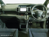 この車両は禁煙車となりますがタバコを含めた車内のニオイに関しては、個人の主観となる為、ご来店時にお客様に確認して頂いておりますので、ご了承下さい。