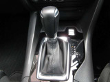 DCT、CVT、従来型のATなど、すべてのトランスミッションの利点を集約し、ロックアップ領域を大幅に拡大し伝達効率の向上とマニュアルトランスミッションのようなダイレクト感を実現した自社製ATです。
