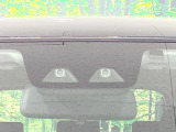 【トヨタセーフティセンス】走行中に前方の車両等を認識し、衝突しそうな時は警報とブレーキで衝突回避と被害軽減をアシスト。より安全にドライブをお楽しみいただけます。