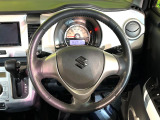【純正革巻きステアリング】上質な革を使用することで、手にしっかり馴染みとても運転しやすいハンドルです♪