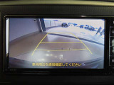 バックモニター付きです。