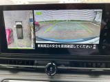 アラウンドビューモニター装備です 上から見たイメージで駐車出来ます