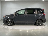 ご購入して頂いた車両は、ご納車前に、しっかり点検・整備してからの、ご納車になります。点検箇所は、エンジンオイル交換・ワイパーゴム・ブレーキ点検・調整・その他を確認の上、ご納車致します。