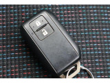いまや必須のスマートキーも装備!施錠、解錠、エンジンスタートも身につけているだけで可能です!
