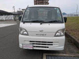 当社では納車前整備や洗車・ルームクリーニングも行っております。