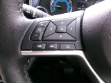 ステアリングスイッチ装備!オーディオ操作等もスマートに♪