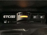 【ETC車載器】もはや必須アイテムのETCを搭載!高速道路のご利用時にとても便利!わずらわしい料金所での現金支払いが不要となりスムーズに通過できます♪