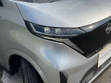 LEDヘッドランプ仕様。シャープな白光色のLEDランプを採用しました。夜の視界を明るくしてくれます。