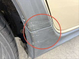 車両下部の傷の写真です。修理も受け付けておりますのでお気軽にスタッフへご相談ください!