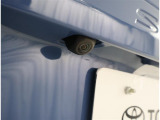 バックカメラが付いているので後方確認が非常にしやすいです。今や運転初心者も熟練者も必須装備!ついていて損はないですね♪