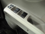 全席パワーウィンドウスイッチ★運転席はワンタッチで開閉可能です♪