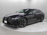 LEXUS(レクサス)ブランドのフラッグシップセダン「LS」です。